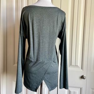 COLUMBIA Omni-Shade Long Sleeve
Cedarpines Athletic Top UPF50